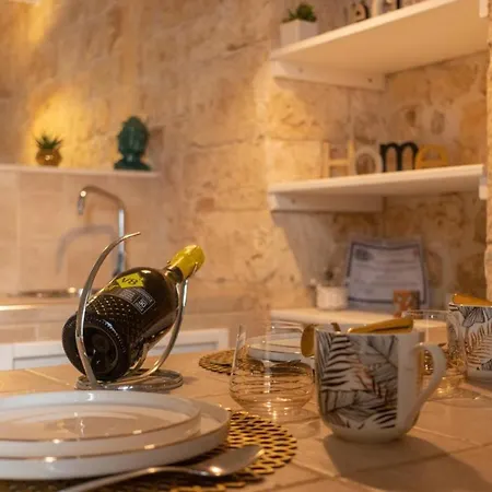 公寓 Puglia - Mi Casa Luxury - With Hydromassage Pool 图里