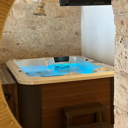 Puglia - Mi Casa Luxury - With Hydromassage Pool 公寓 *