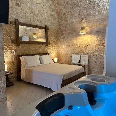 公寓 Puglia - Mi Casa Luxury - With Hydromassage Pool 图里